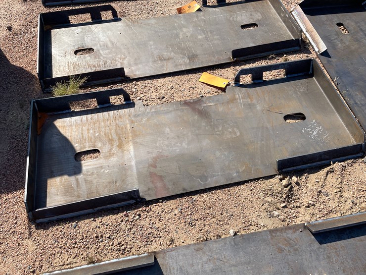 #4123-•-universal-adaptor-plate-image-1