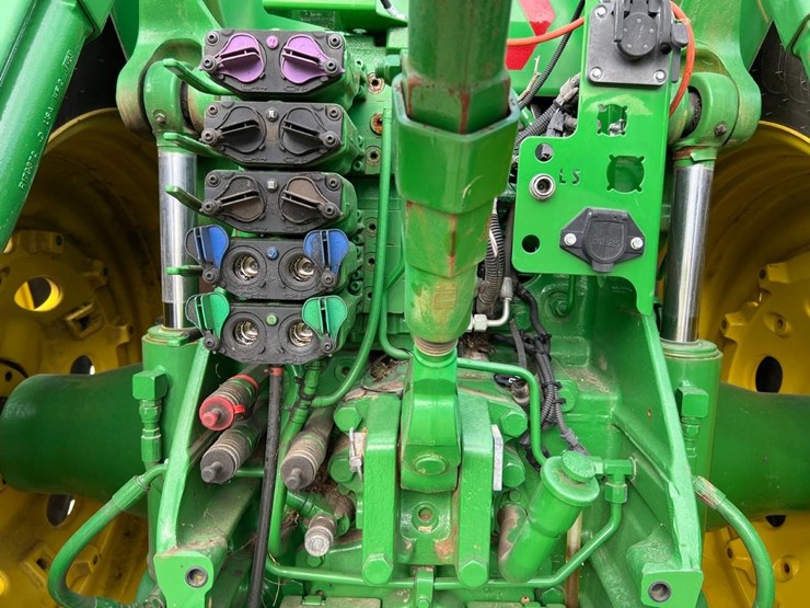 john-deere-8245r-image-14