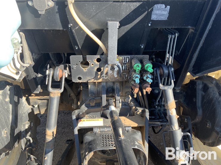 2010-new-holland-td5050-image-10