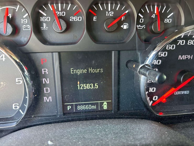 2016-chevrolet-tahoe-image-6