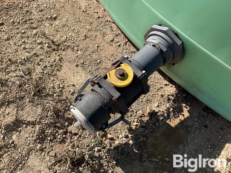 sii-10k-gallon-poly-fertilizer-storage-tank-image-9