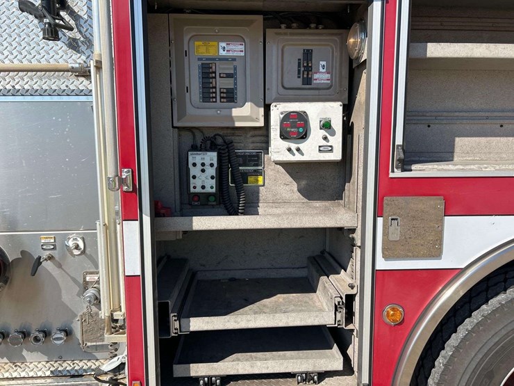 2007-pierce-dash-image-34