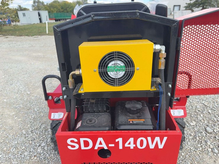 agt-sda-140w-compact-wheel-loader-image-11