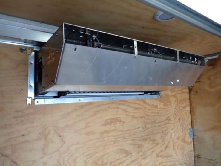 2018-isuzu-nrr-image-41