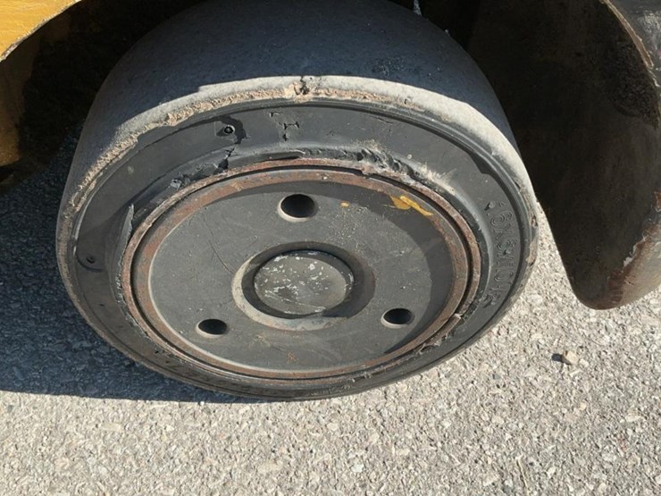 caterpillar-c5000-image-28