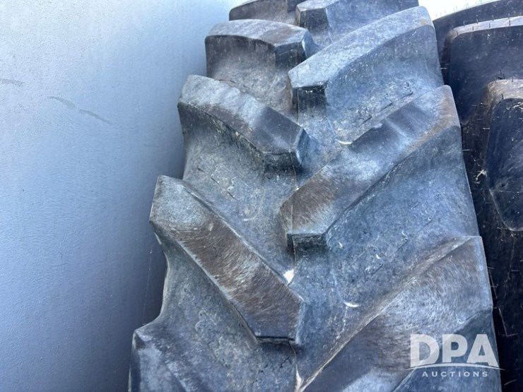 2013-john-deere-4830-image-79