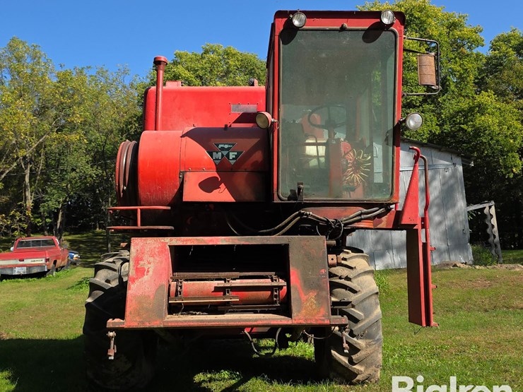 1968-massey-ferguson-410-image-2