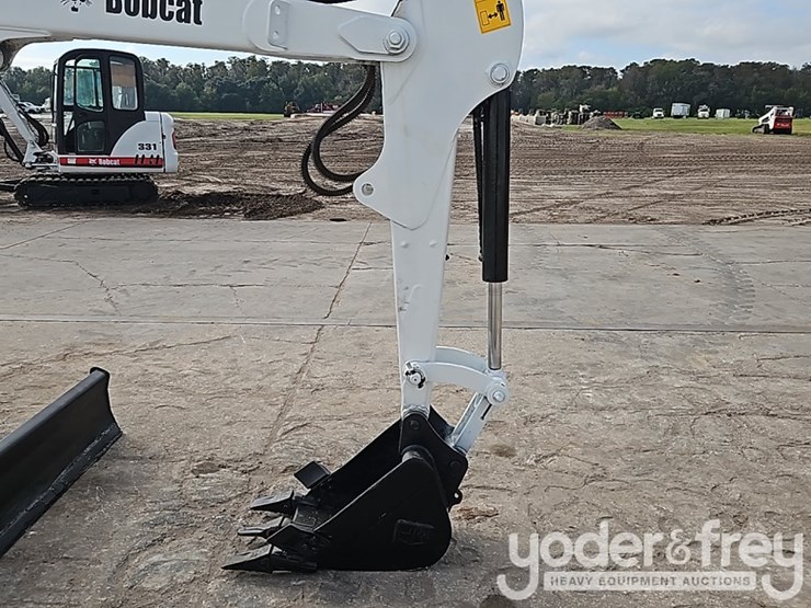 bobcat-331g-image-15