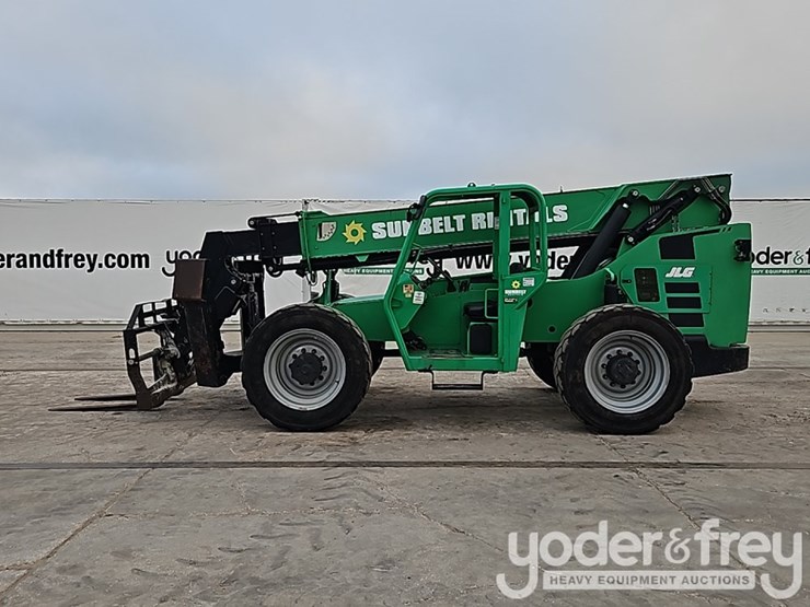 2016-sky-trak-10042-image-3