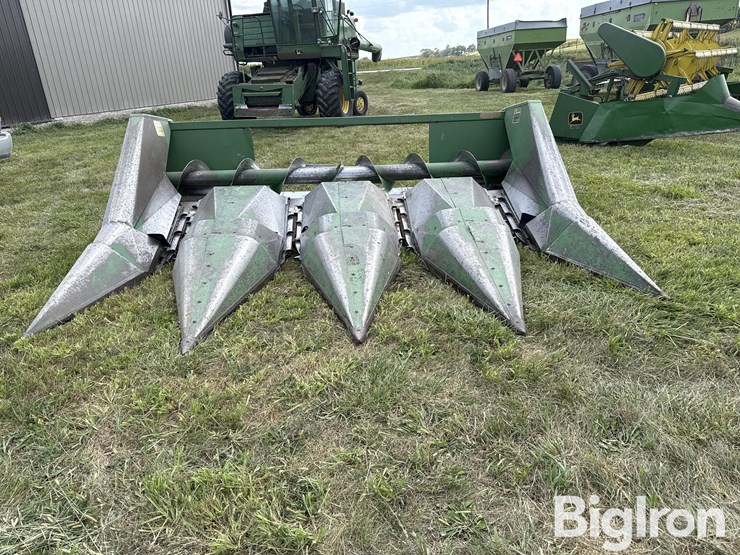 john-deere-444-image-2