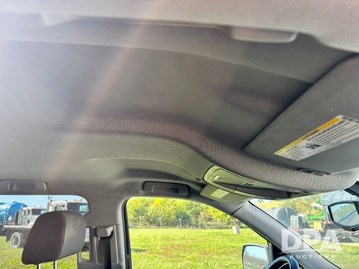 2018-chevrolet-silverado-image-60