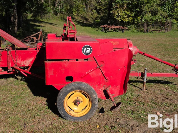 massey-ferguson-12-image-4