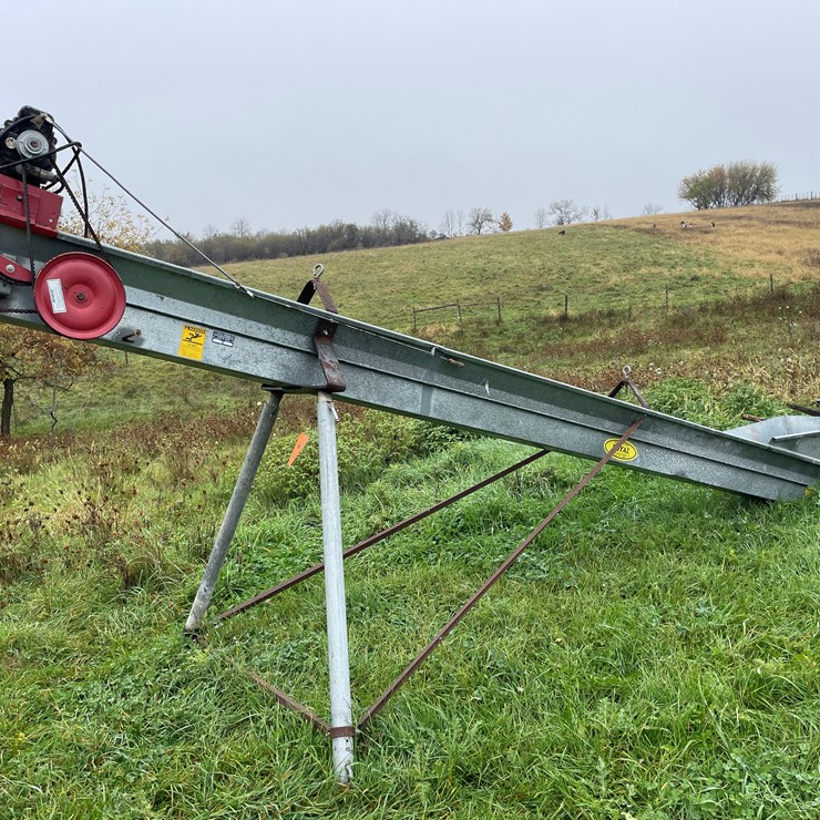 #8140 • Loyal Elevator