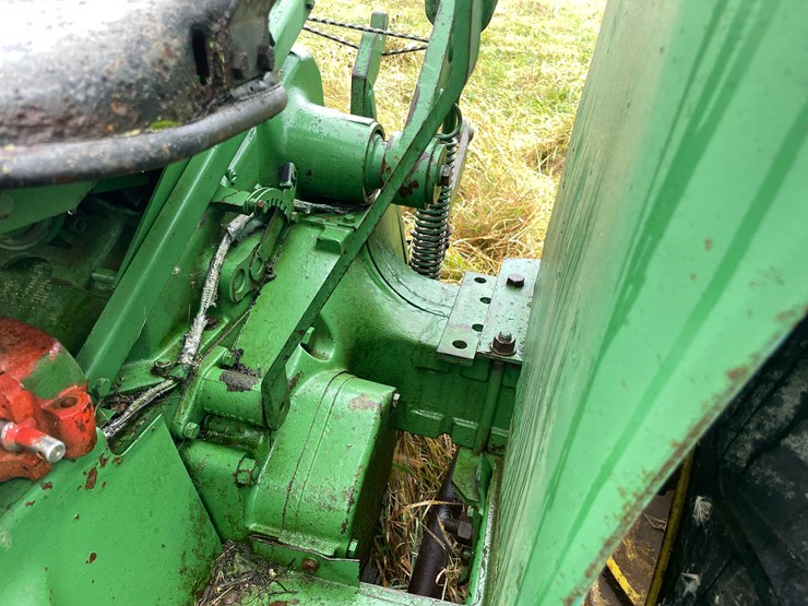 john-deere-2010-image-37