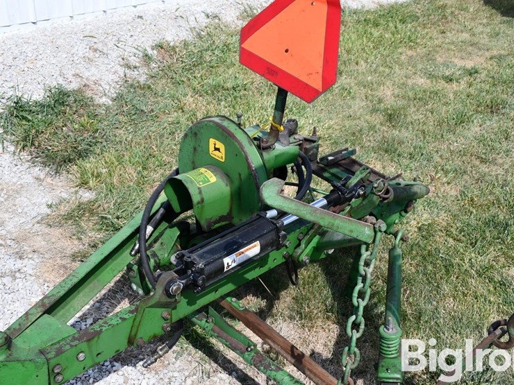 john-deere-30-image-16