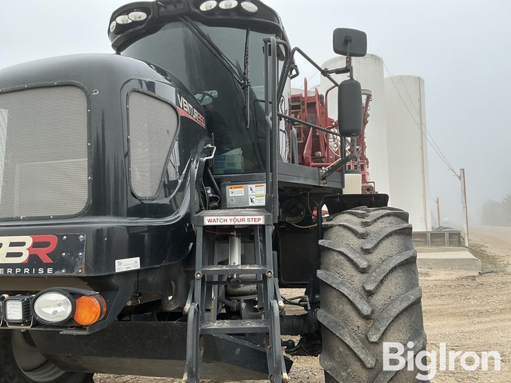 2016-case-ih-810-image-9