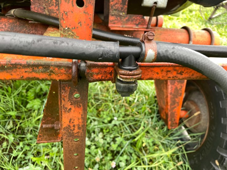 #8032-•-ag-sprayer-image-20