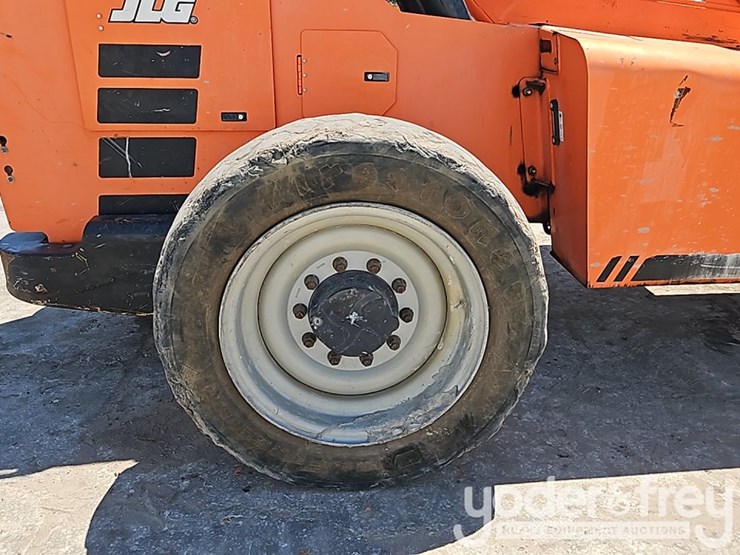 2018-sky-trak-6042-image-7