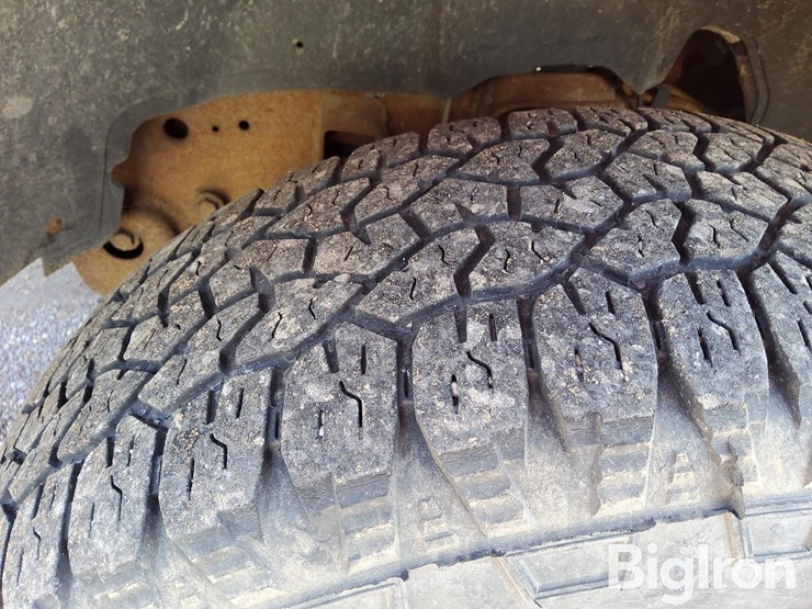 2005-chevrolet-silverado-1500-image-19