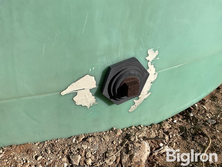 sii-10k-gallon-poly-fertilizer-storage-tank-image-10