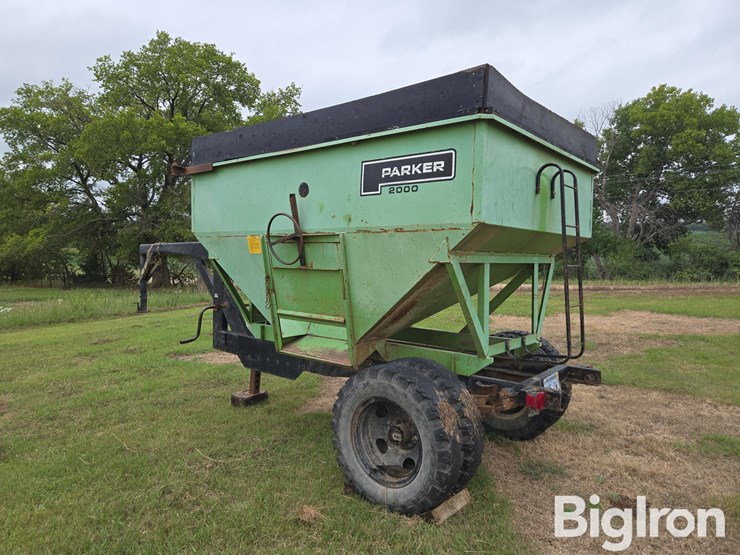 2001-parker-2000-image-7