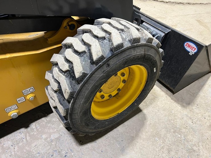 volvo-mc115c-image-16