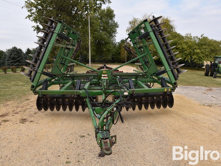 john-deere-724-image-2