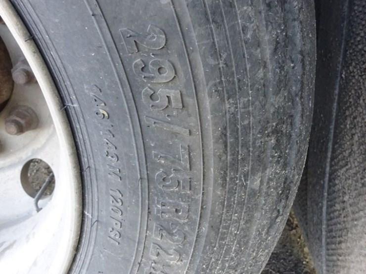 2018-wilson-hopper-bottom-image-47