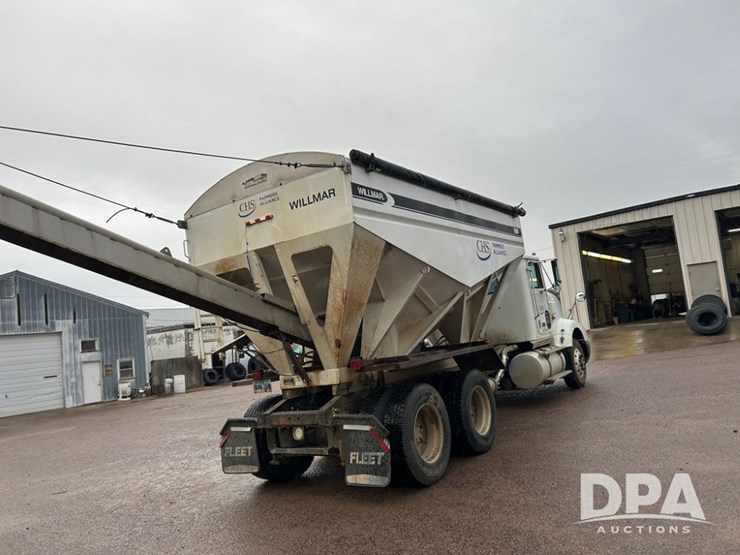 1992-international-9400-image-9