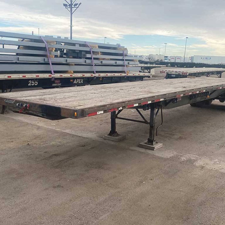 FRUEHAUF FLATBED