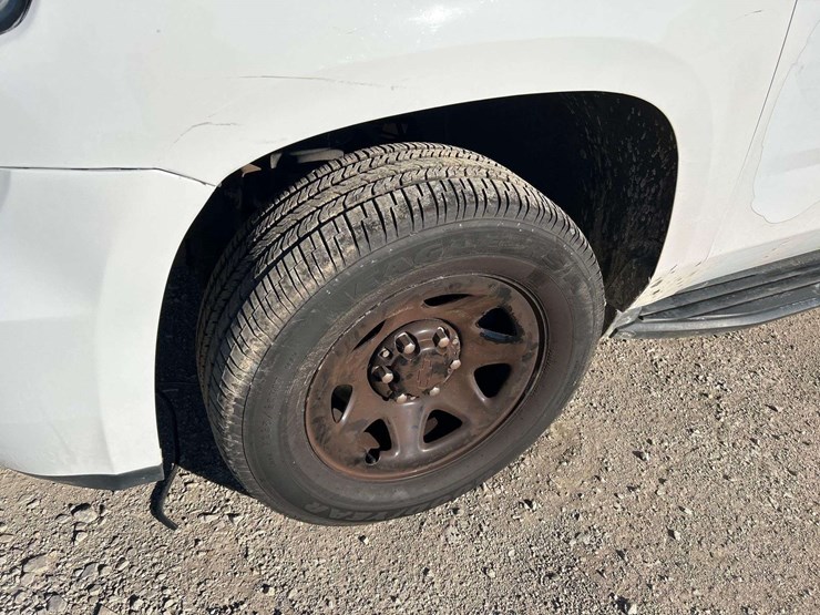 2020-chevrolet-tahoe-image-22