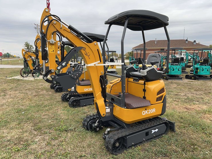 mini-excavator-qk20r-image-2