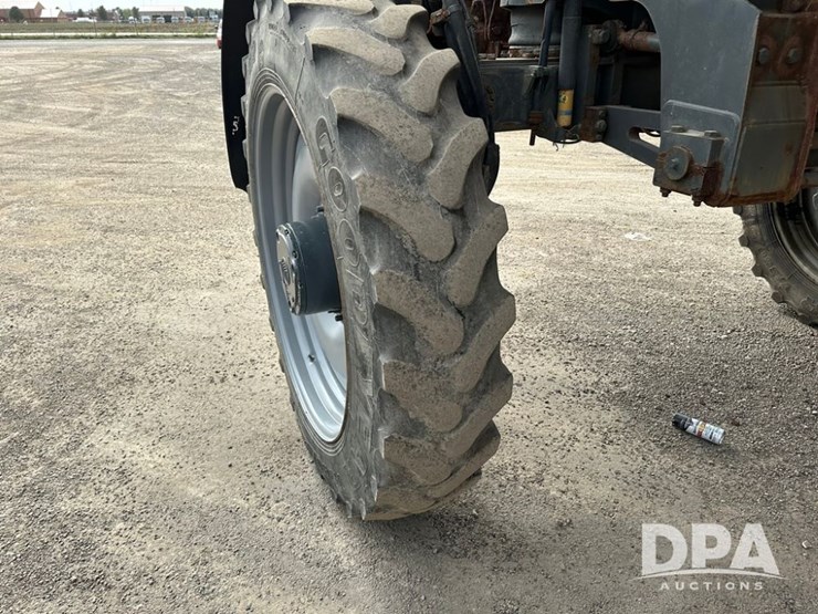 2015-ag-chem-rg1100b-image-21