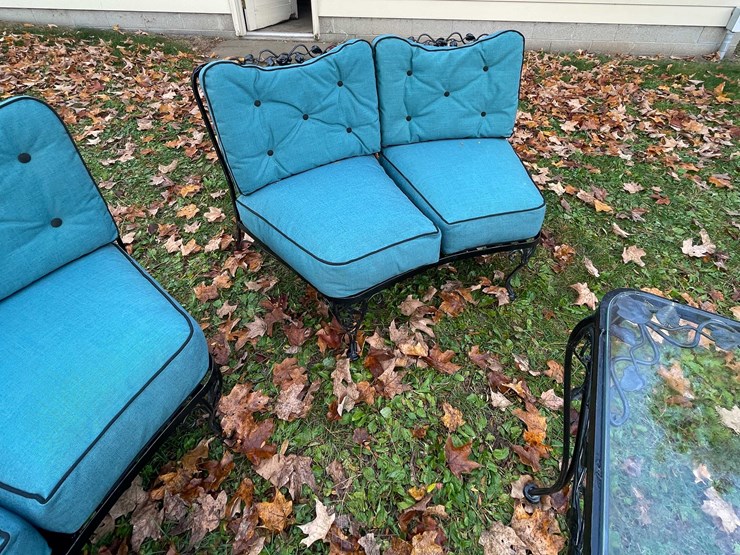 #6633-•-antique-iron-furniture-image-4