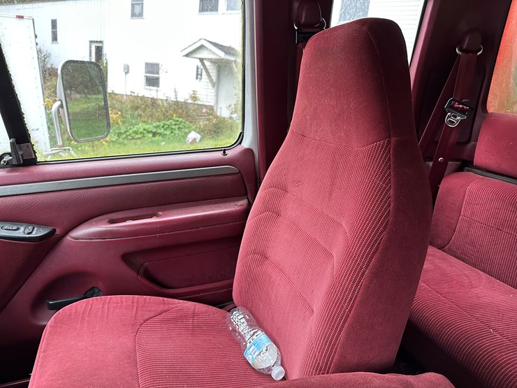 1995-ford-f350-xlt-image-53