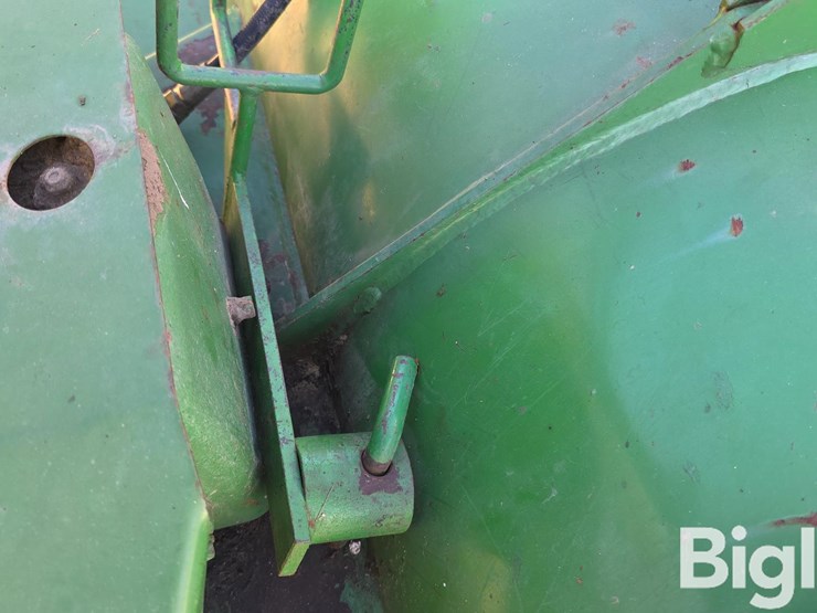 john-deere-27-image-16