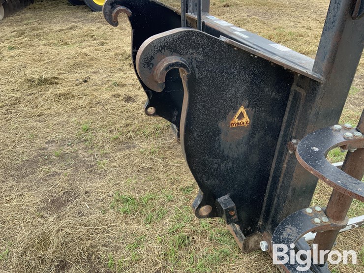 dymax-bale-spear-wheel-loader-attachment-image-10