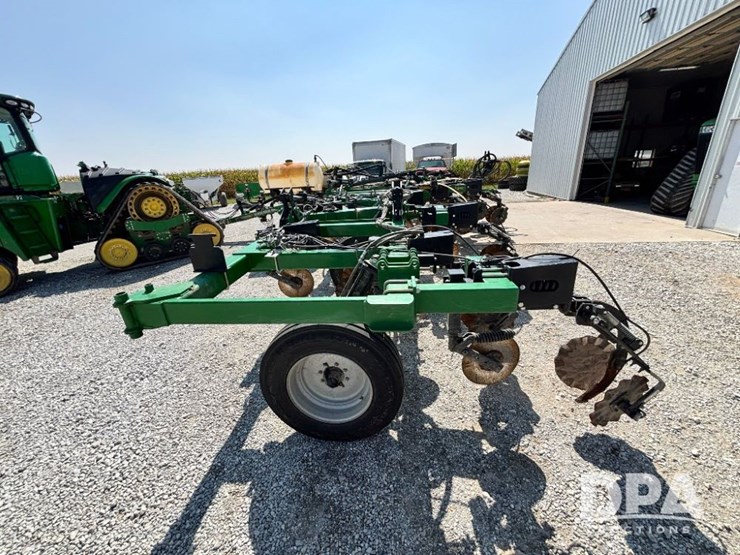 2021-unverferth-3500-image-10