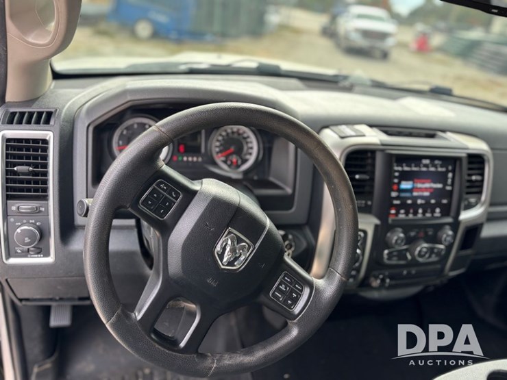 2018-dodge-ram-1500-image-45