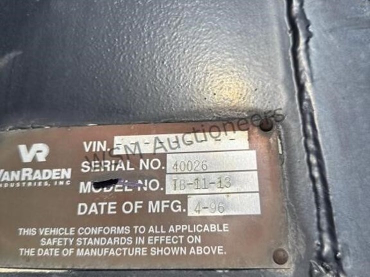 international-9400-image-40