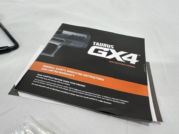 #2025-00059-•-taurus-gx4-pistol-image-8