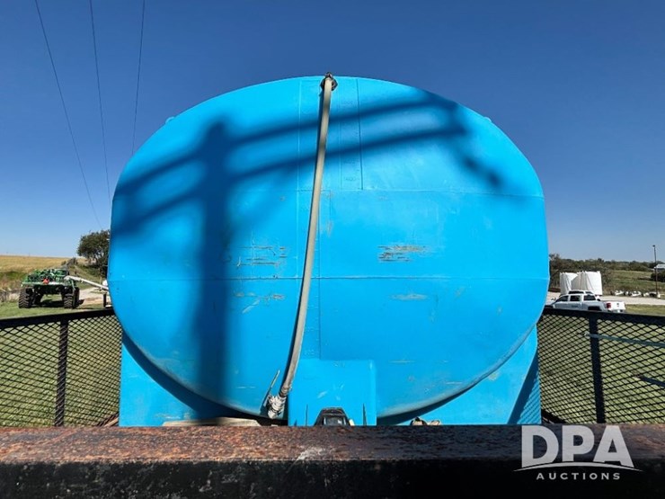 1993-freightliner-fld120-image-40