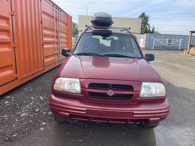 1999-suzuki-grand-vitara-image-3