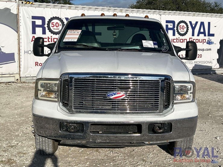 2005-ford-f350-image-30