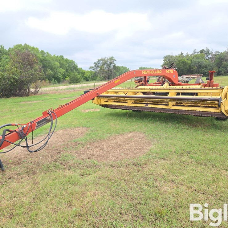 NEW HOLLAND 1475