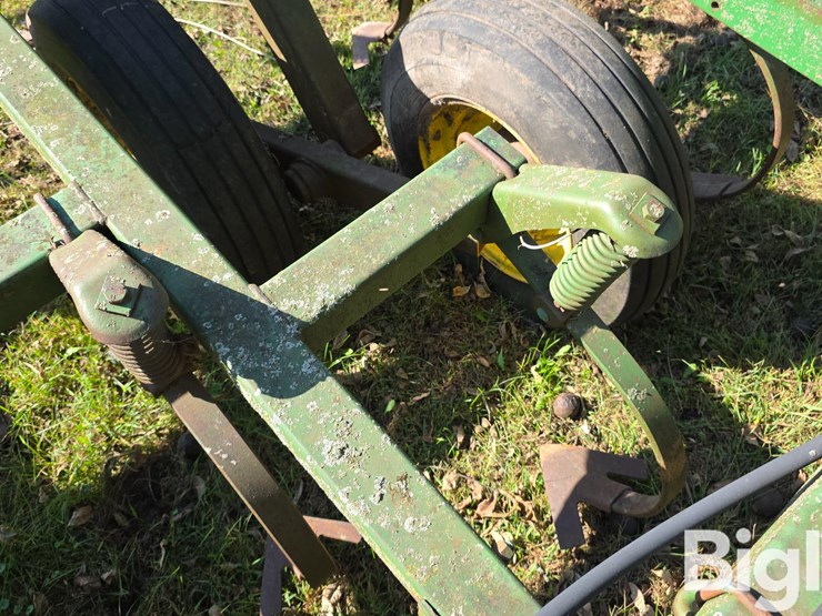 john-deere-1010-image-18