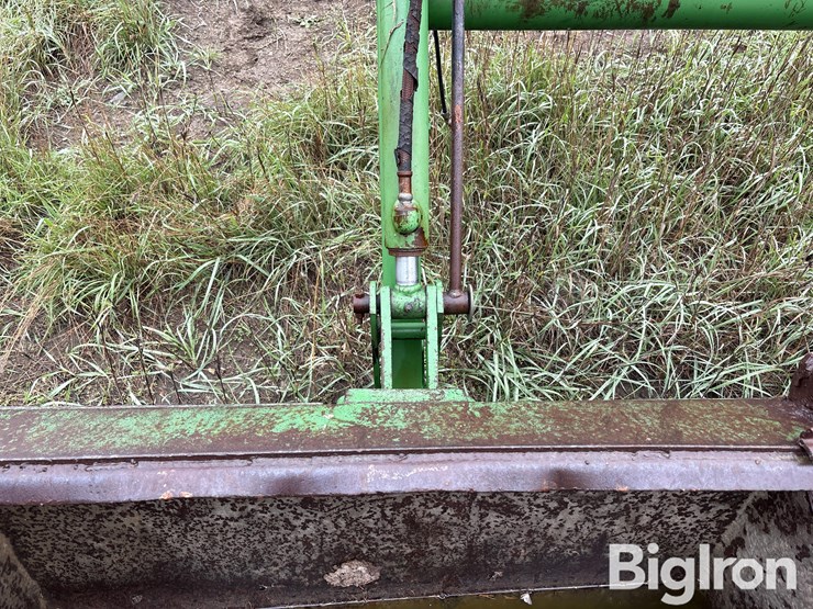 john-deere-260-image-11