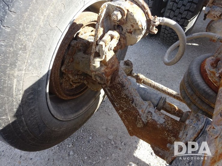 2005-mack-vision-truck-(pz13989,-unit-266)-image-57