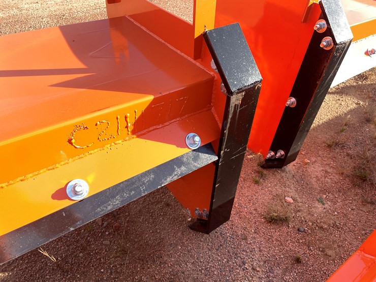 #4062-•-10'-hd-snow-pusher-attachment-image-9