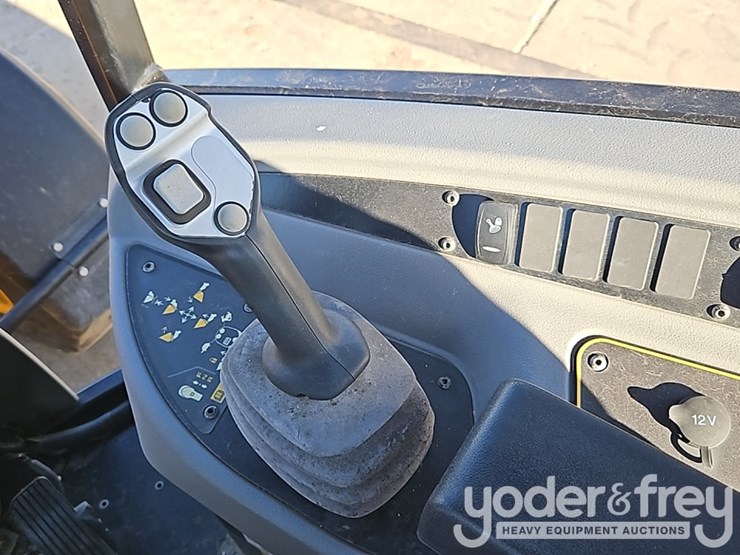 2023-jcb-407-image-24